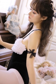 女朋友的丰满妈咪